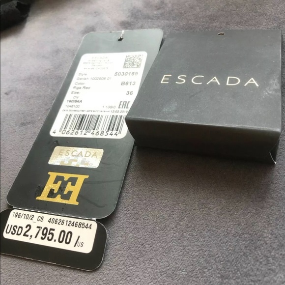 Escada Gown - Picture 2 of 10